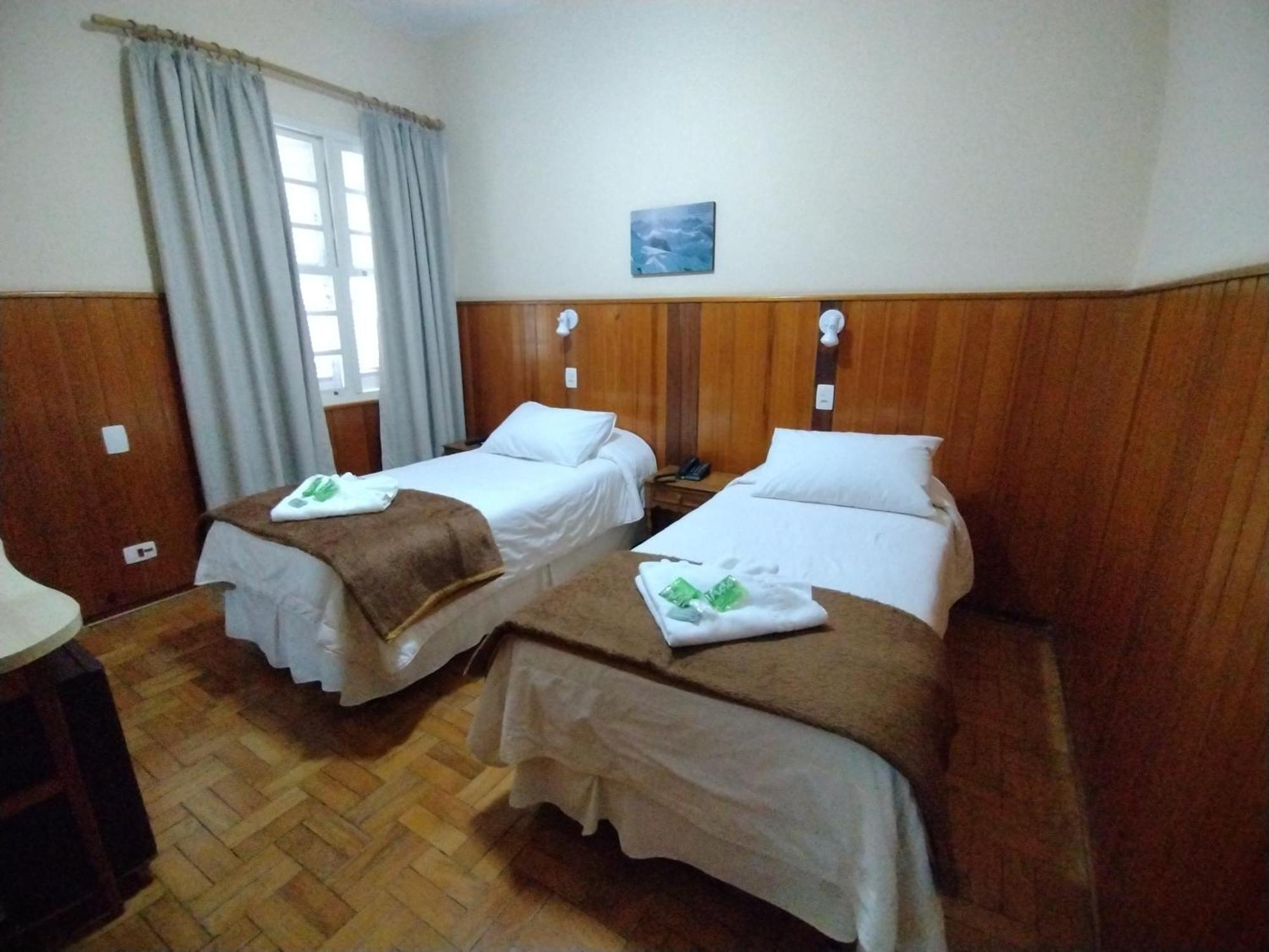 Hotel Casa Sao Jose Кампус-ду-Жордан Екстер'єр фото